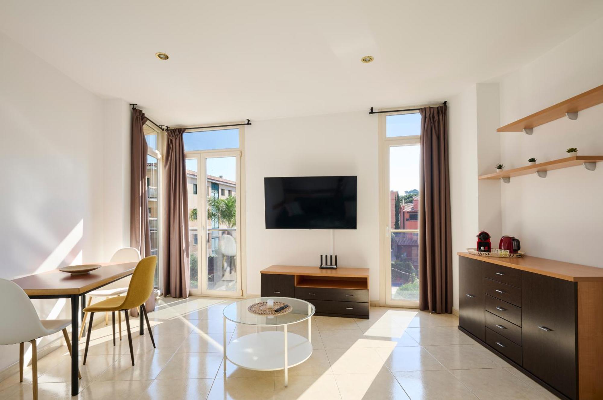Superiors Mtb Only Couples Apartament